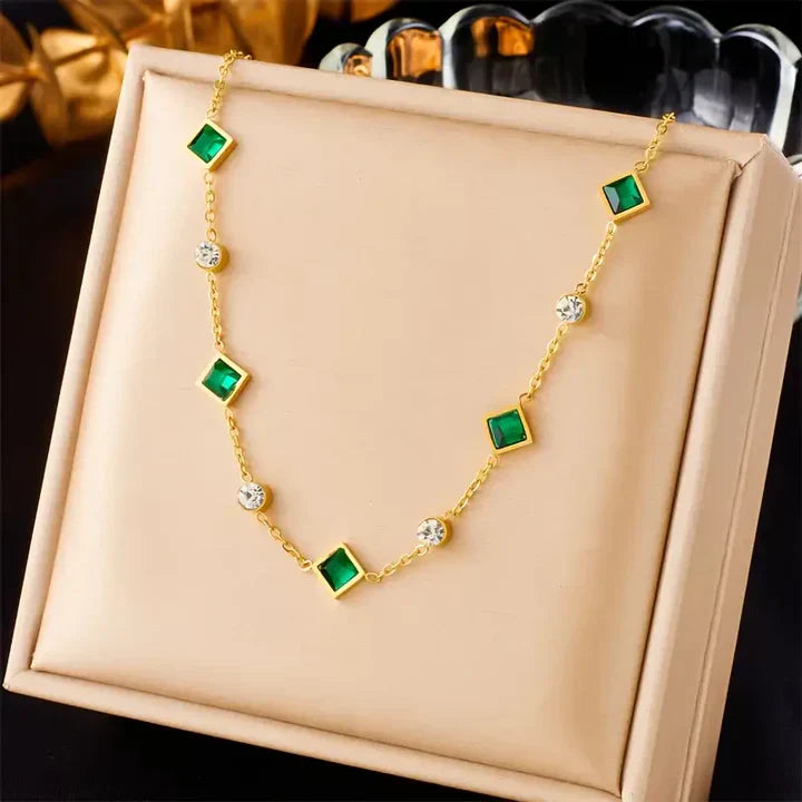 Collier Amelisse