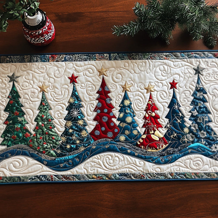 Sapins de Noël colorés – Chemin de table matelassé