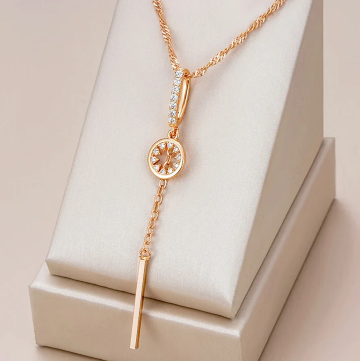 Collier élégant en cristal arrondi en or