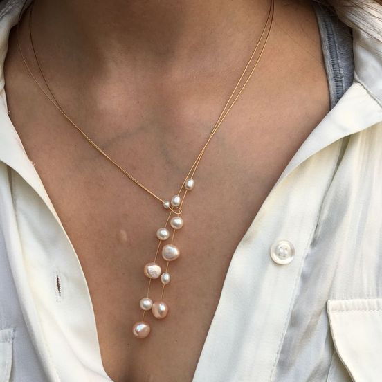 Collier Élégant avec Perles Pendantes