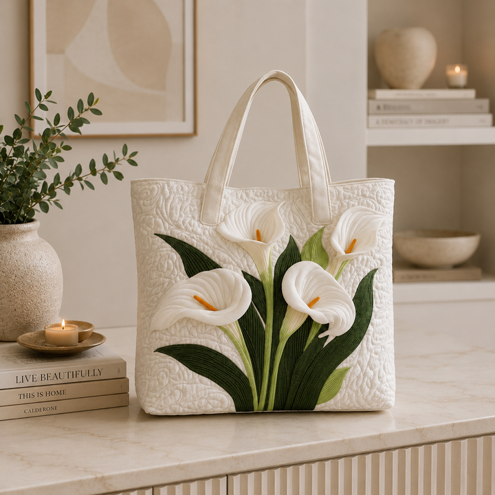 Callas blancs – Sac fourre-tout matelassé
