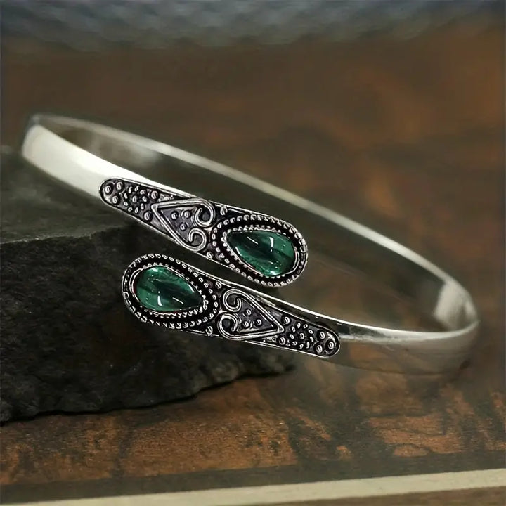 Bracelet émeraude élégant