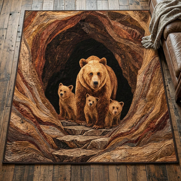 Ourse et oursons dans le tronc – Tapis