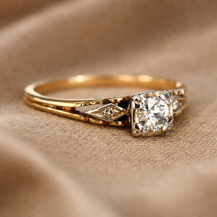 Bague en Or Fin avec Zirconia Vintage