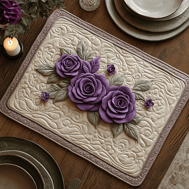 Roses violettes – Napperons matelassés