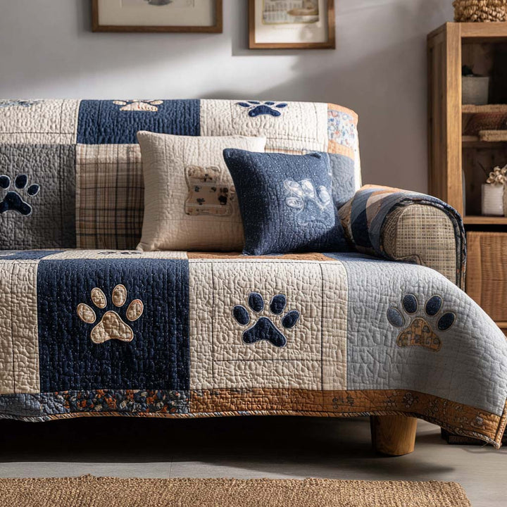 Pattes sur patchwork bleu et crème – Housse de canapé matelassée